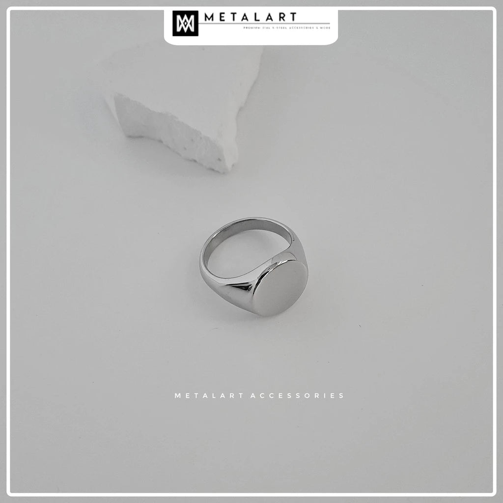 UNISEX ROUND SIGNET RING